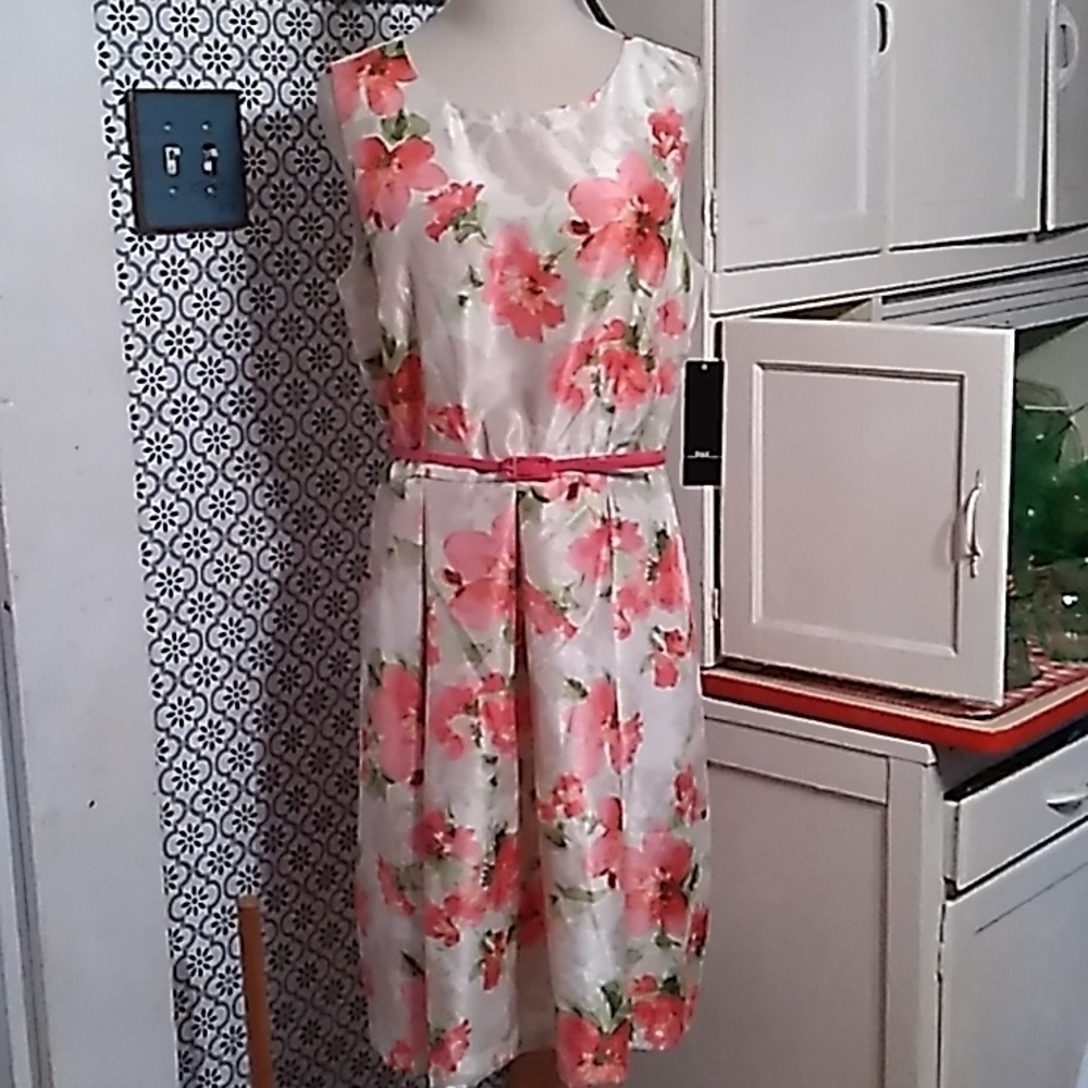 R&K ivory pink floral spring belted 👗 dress